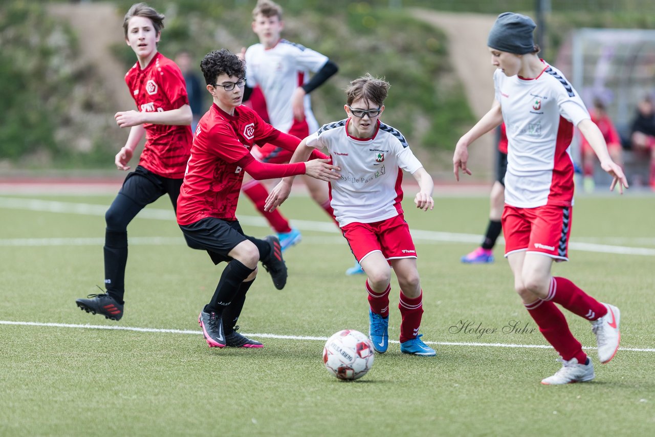 Bild 110 - mCJ Walddoerfer 2 - Farmsen 2 : Ergebnis: 3:1